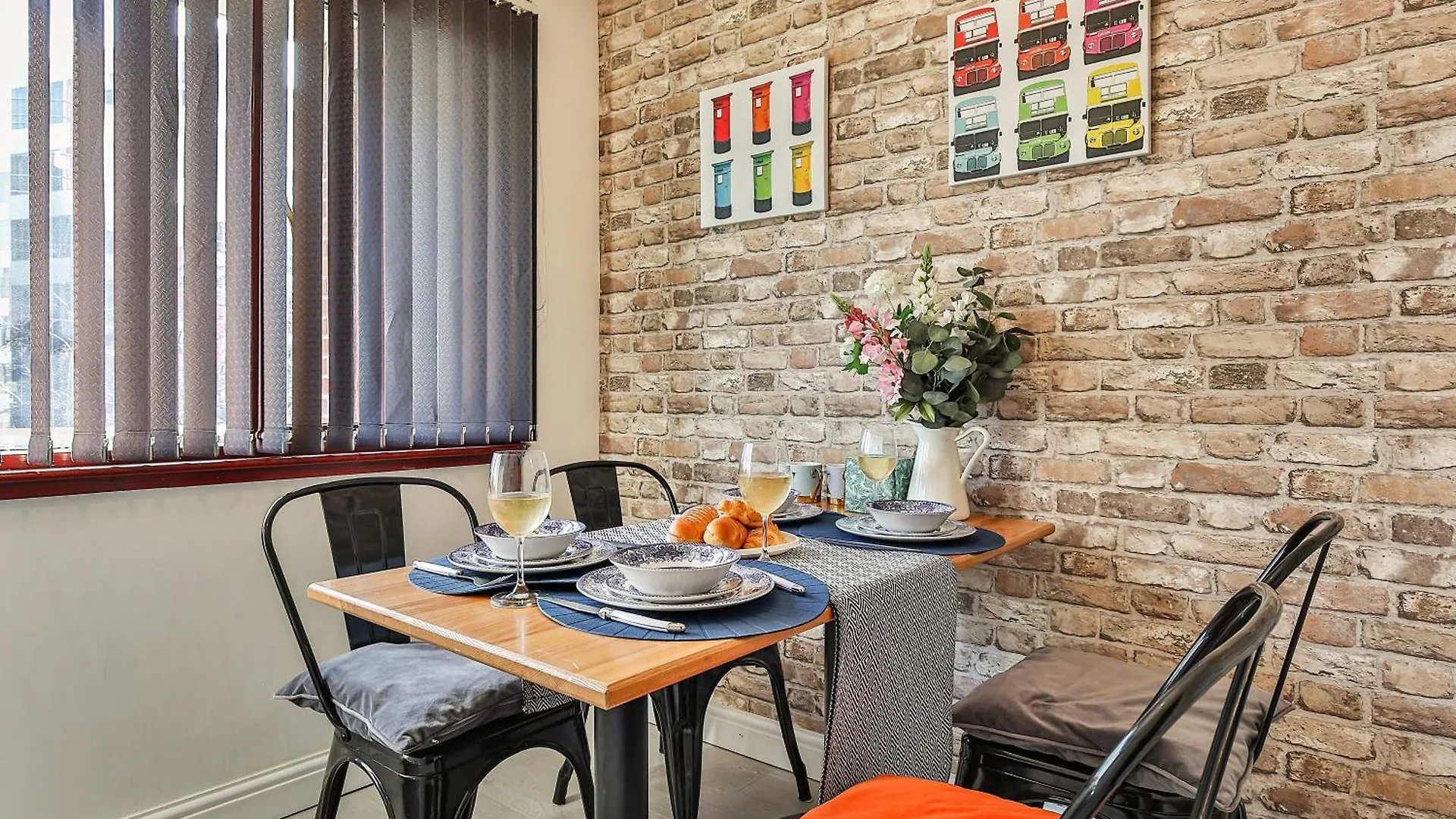 George House-Sheffieldcentreparking By Noknokstay
